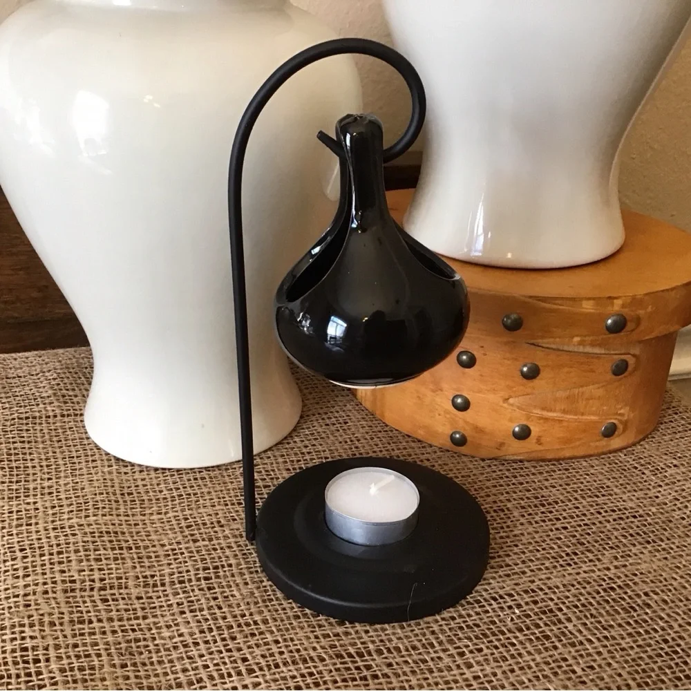 Tear drop and metal frame essential oil warmer diffuser